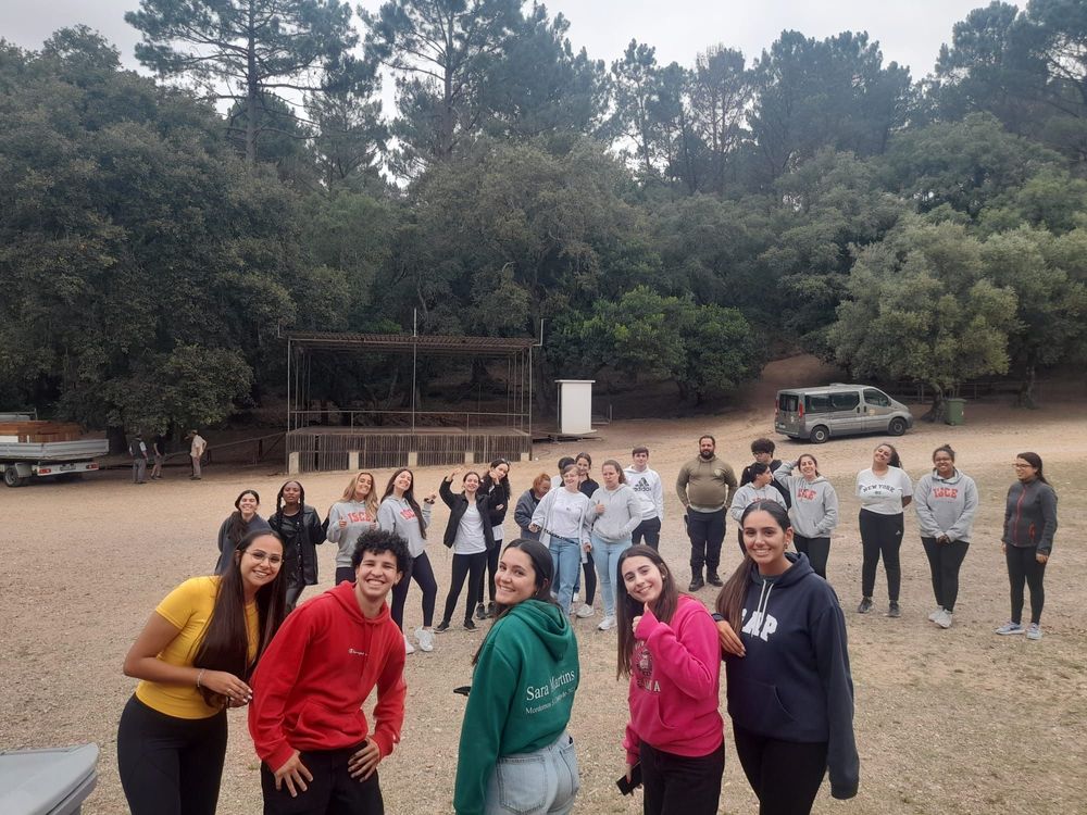 Estudantes do 2º ano da Licenciatura em Gestão Turística em atividades de Animação Turística no Parque Municipal do Cabeço de Montachique