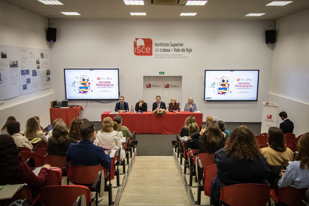 Jornadas Pedagógicas “O Educador / Professor no Século XXI” reuniram profissionais da educação no ISCE