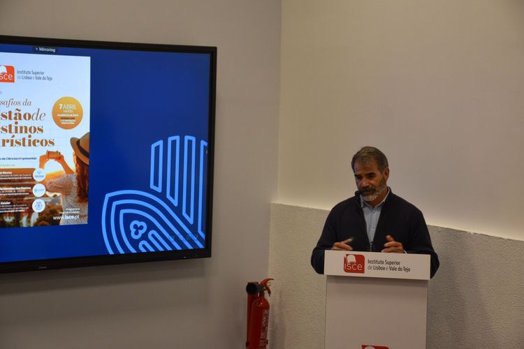 ISCE promoveu seminário sobre os desafios da gestão dos destinos turísticos — foto 1