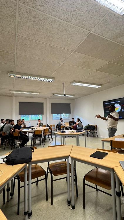 Atletas de Alto Rendimento enriquecem Aulas dos Mestrados em Desporto Foto 8