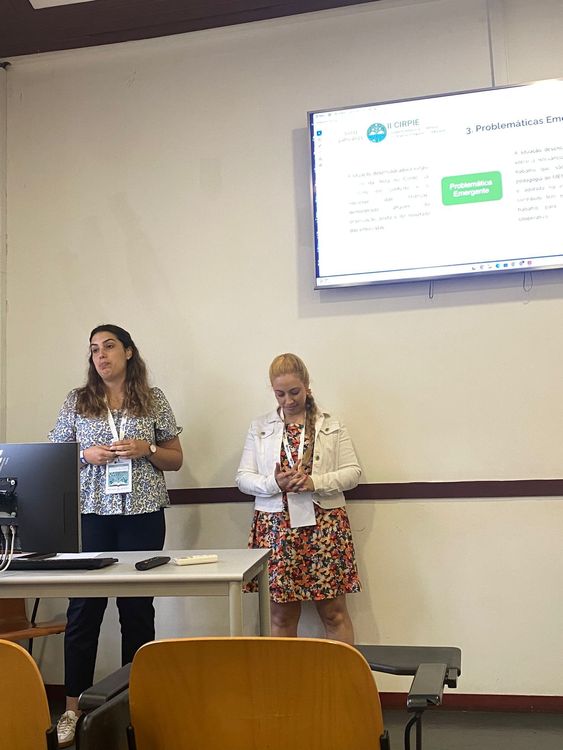 Estudantes de Mestrado em Educação do ISCE participam no II Colóquio Internacional de Reflexão sobre Práticas Integradas em Educação Foto 4