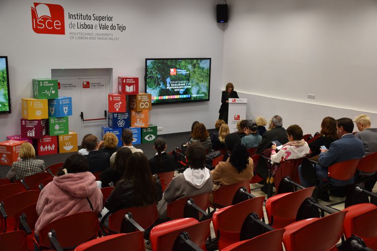 Sessão Comemorativa do 41.º Aniversário do ISCE Foto 15