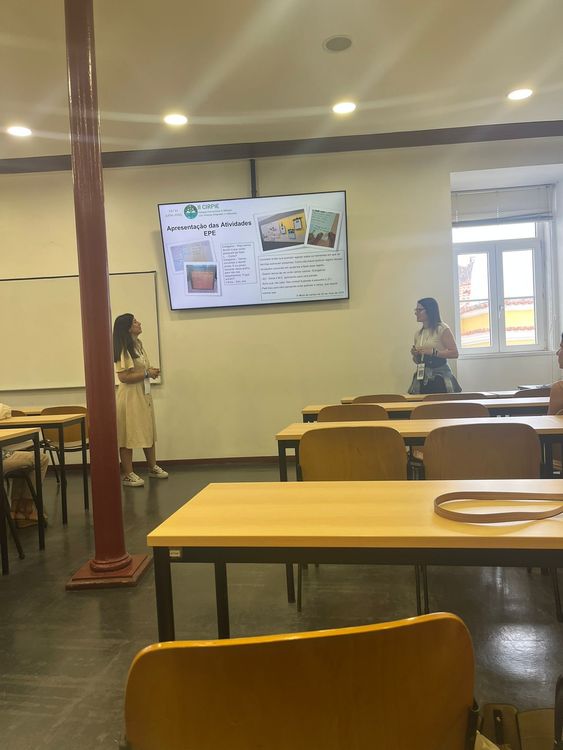 Estudantes de Mestrado em Educação do ISCE participam no II Colóquio Internacional de Reflexão sobre Práticas Integradas em Educação Foto 3