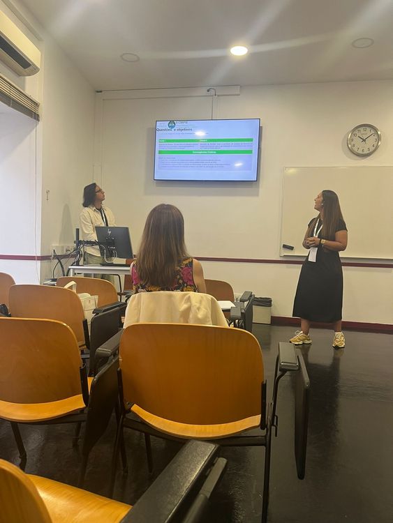 Estudantes de Mestrado em Educação do ISCE participam no II Colóquio Internacional de Reflexão sobre Práticas Integradas em Educação Foto 2
