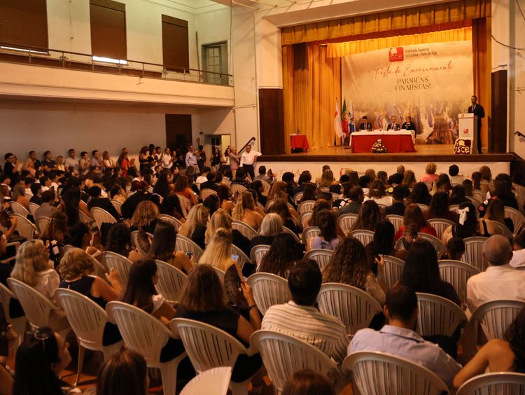 Bênção dos Finalistas do ISCE reúne mais de mil participantes em dia de celebração e emoção — foto 14