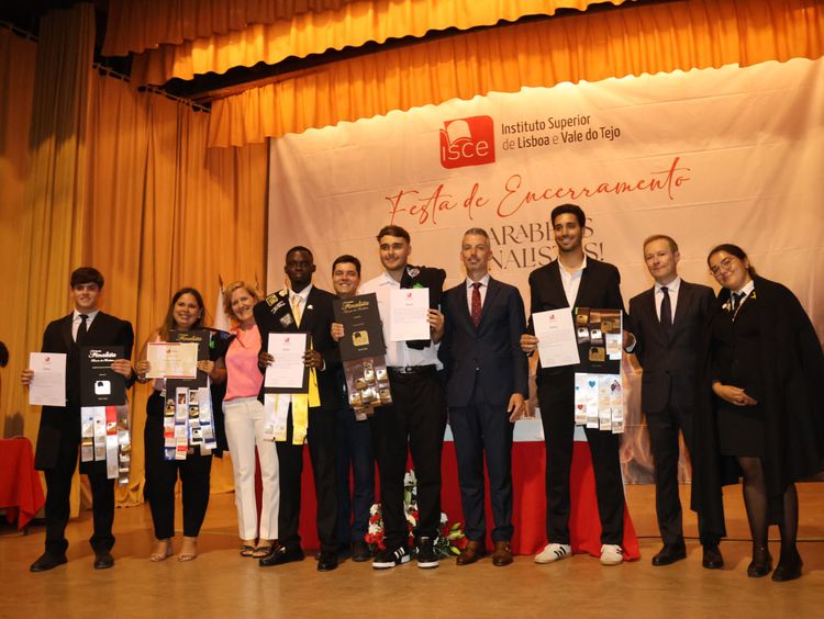 Bênção dos Finalistas do ISCE reúne mais de mil participantes em dia de celebração e emoção — foto 10