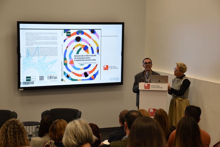 Apresentação do livro “Innovación e investigación en pedagogía social y animación sociocultural” — foto 2