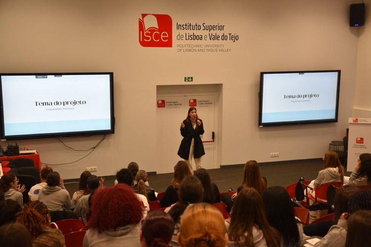 ISCE lança Social Impact Challenge Foto 12