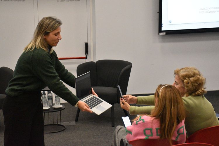 ISCE dinamizou Seminário sobre Educação e Sistema de Promoção e Proteção Foto 3