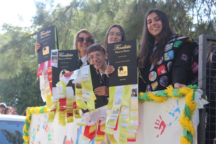Bênção dos Finalistas do ISCE assinala momento marcante para a comunidade académica Foto 4