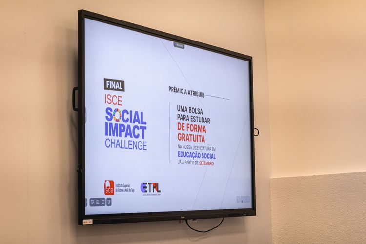 Mafalda Bento foi a grande vencedora da 1.ª Edição do ISCE Social Impact Challenge — foto 9