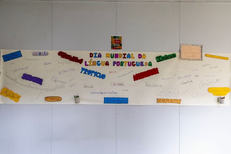 ISCE assinala Dia Mundial da Língua Portuguesa com mural colaborativo e exposição da comunidade académica — foto 3