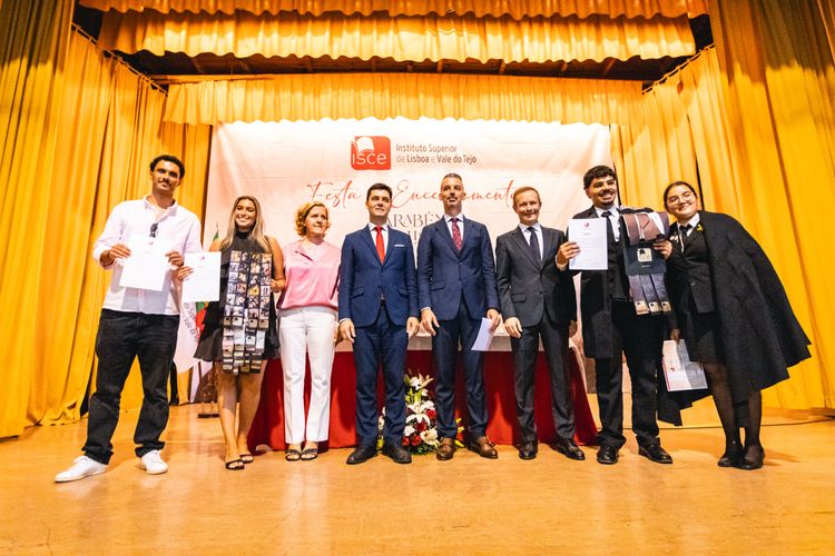 Bênção dos Finalistas do ISCE reúne mais de mil participantes em dia de celebração e emoção — foto 21