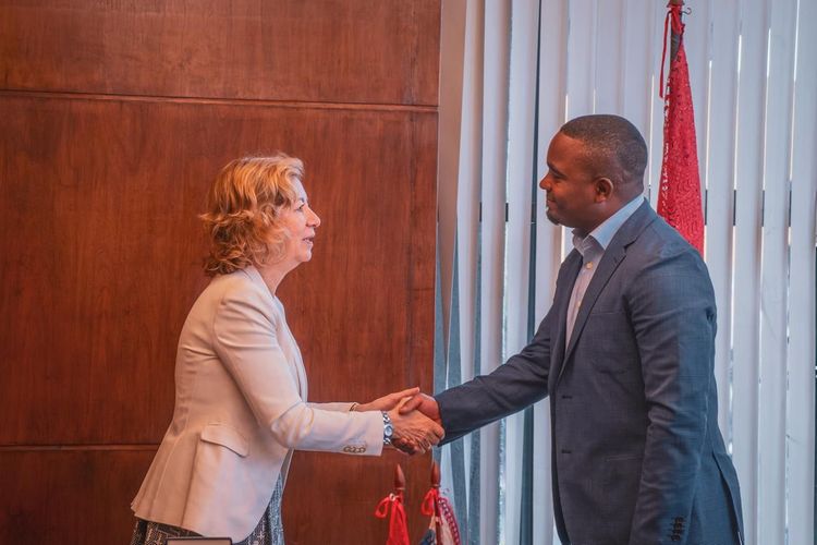 ISCE assina protocolo de colaboração internacional com a Universidad Autónoma de Asunción (UAA) Foto 1