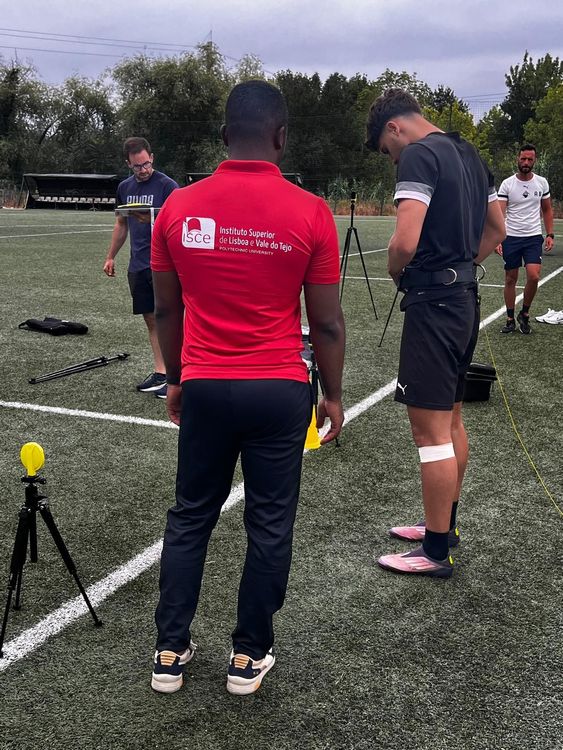 ISCE participa em investigação aplicada sobre o perfil força-velocidade em atletas de futebol — foto 4