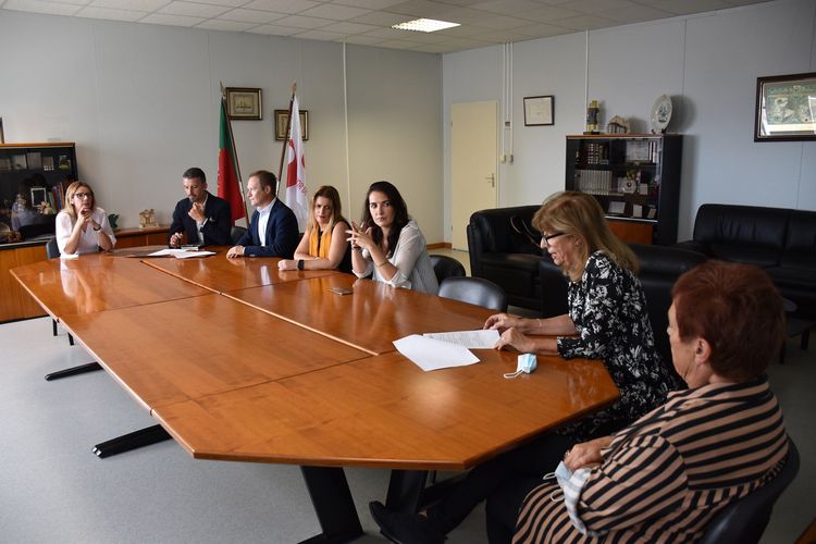 ISCE e ES'COOL formalizam protocolo de cooperação Foto 3