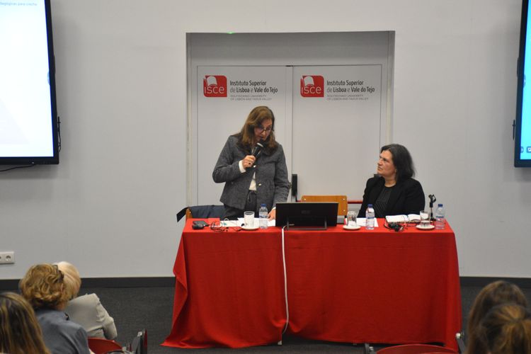 ISCE promove reflexão sobre o “Trabalho em Creche” Foto 8