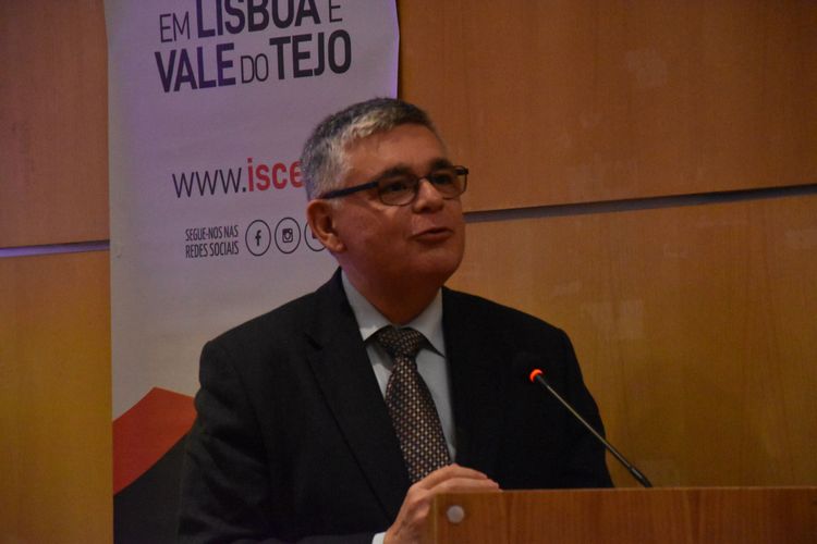 ISCE recebeu Conferência “Turismo e Hotelaria Futureland” Foto 4