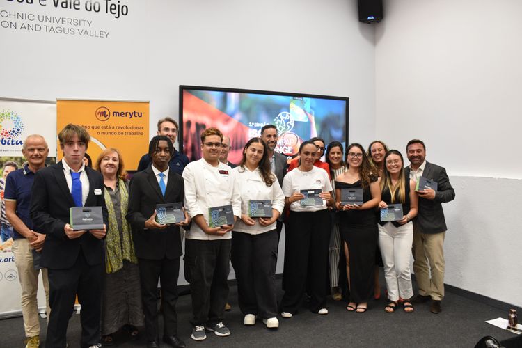 Daniela Pouseiro foi a grande vencedora da 3.ª Edição do ISCE Tourism PAP Challenge Foto 7