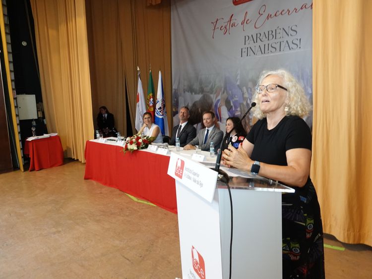 Bênção dos Finalistas do ISCE assinala momento marcante para a comunidade académica Foto 13