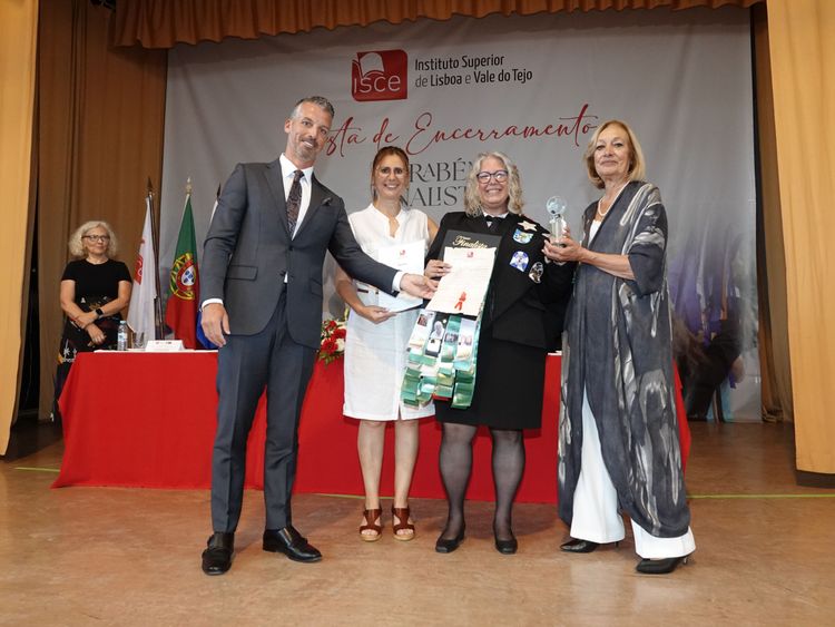 Bênção dos Finalistas do ISCE assinala momento marcante para a comunidade académica Foto 17