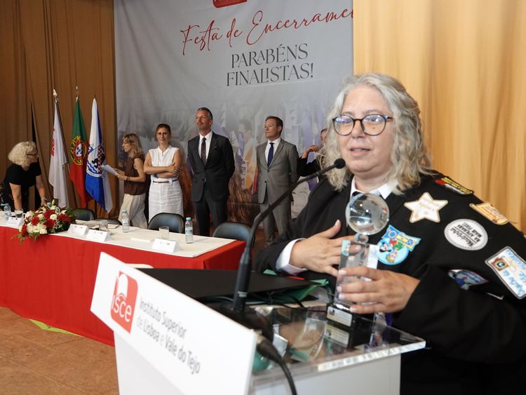 Bênção dos Finalistas do ISCE assinala momento marcante para a comunidade académica Foto 11