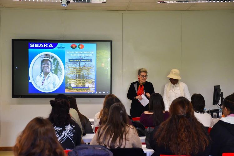 ISCE recebe a Professora Doutora Amélia Cazalma Foto 1