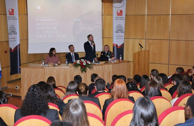 ISCE celebra 38.º aniversário a olhar para o futuro Foto 2