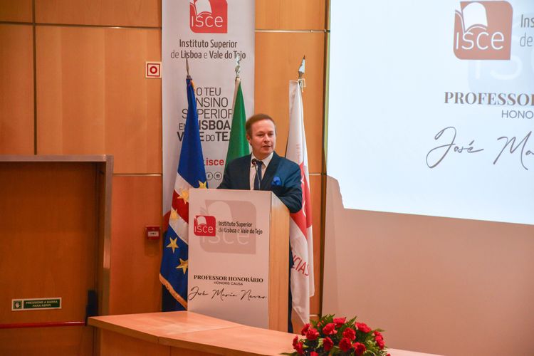 ISCE atribui o título de Professor Honorário ao Presidente da República de Cabo Verde Foto 5