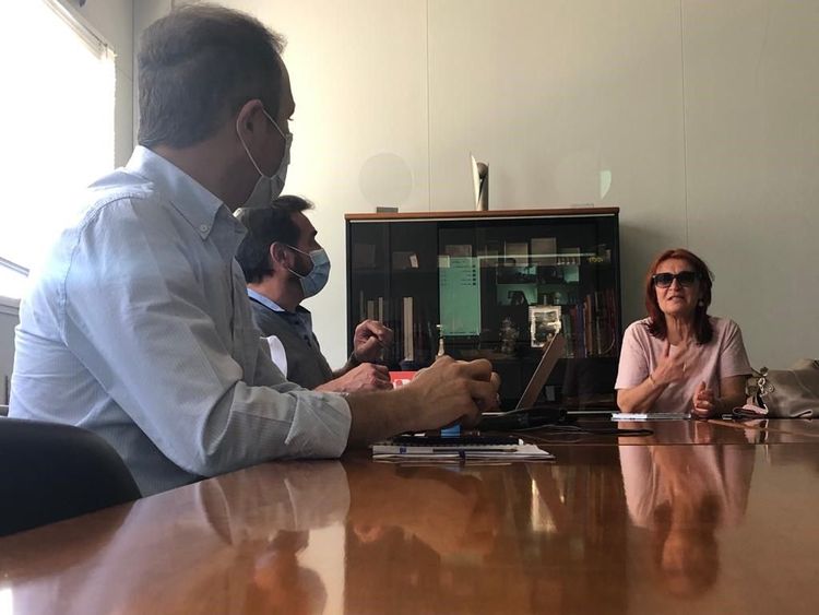 Prof. Renata Sribar visita o ISCE — foto 1